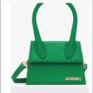 - Jacquemus Moyen bag. Purchased from Jacquemus. Worn just a few times.